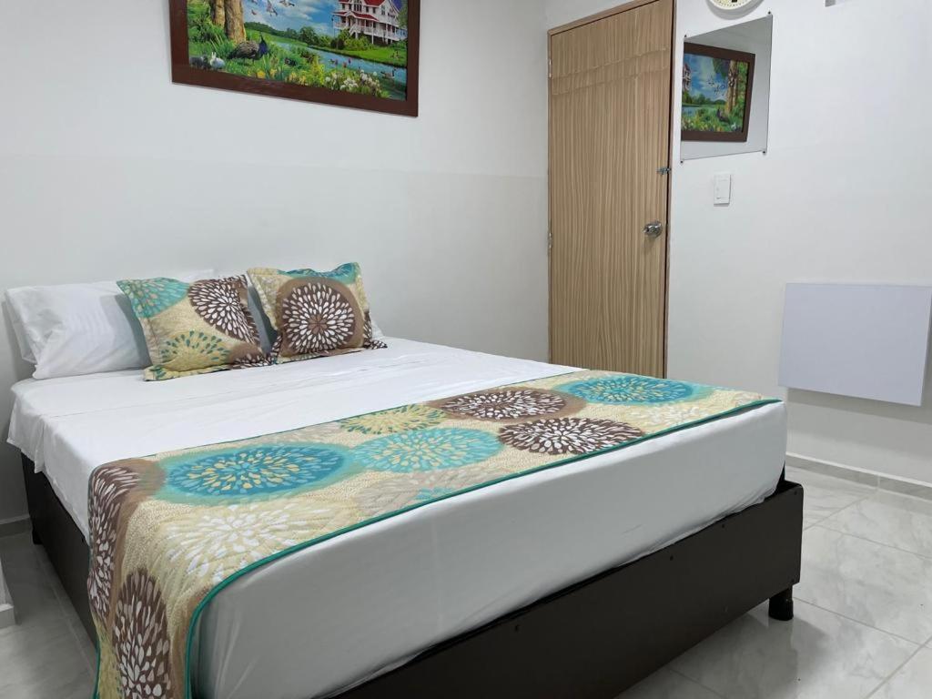 Hotel Eterna Primavera Medellín Dış mekan fotoğraf