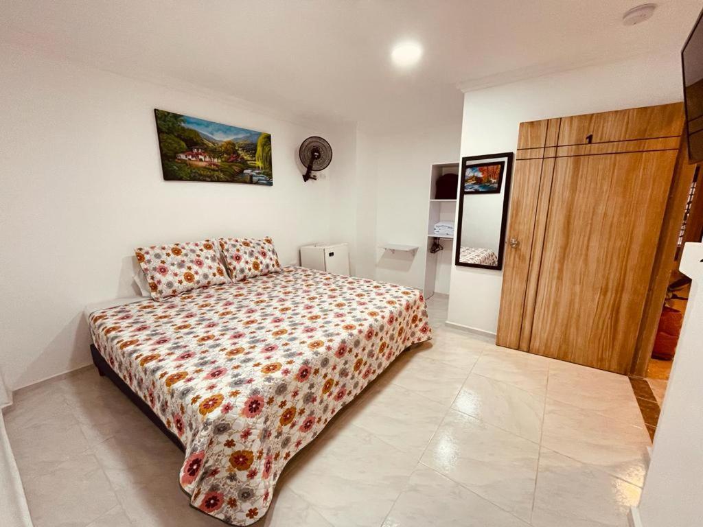 Hotel Eterna Primavera Medellín Dış mekan fotoğraf