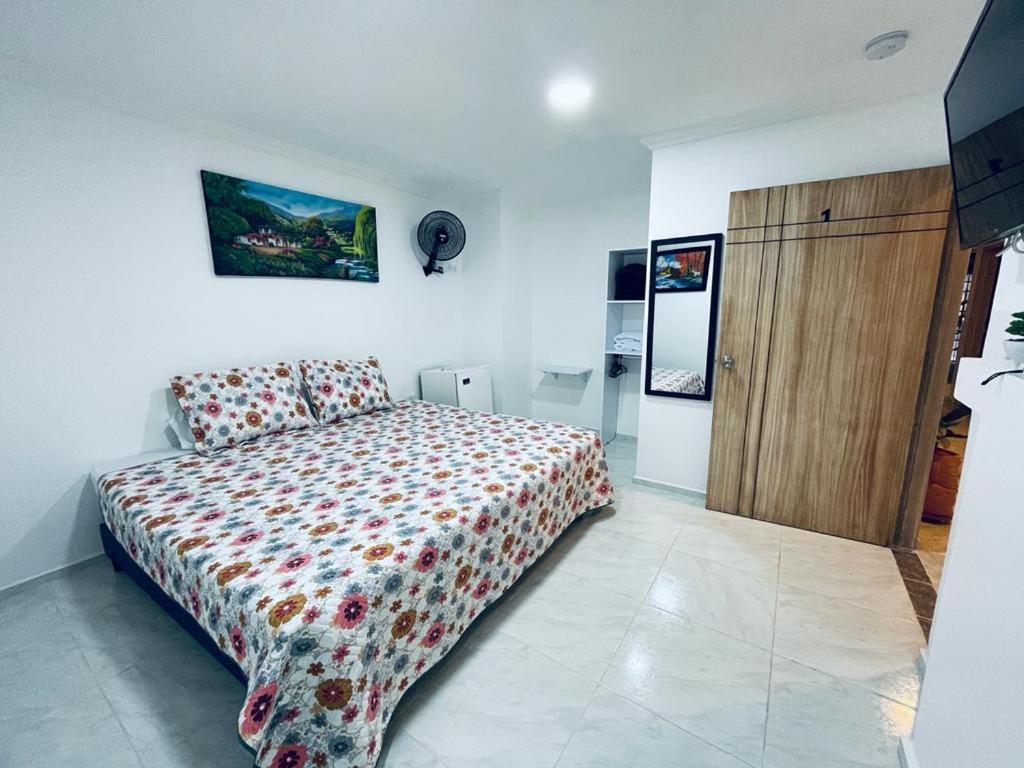 Hotel Eterna Primavera Medellín Dış mekan fotoğraf