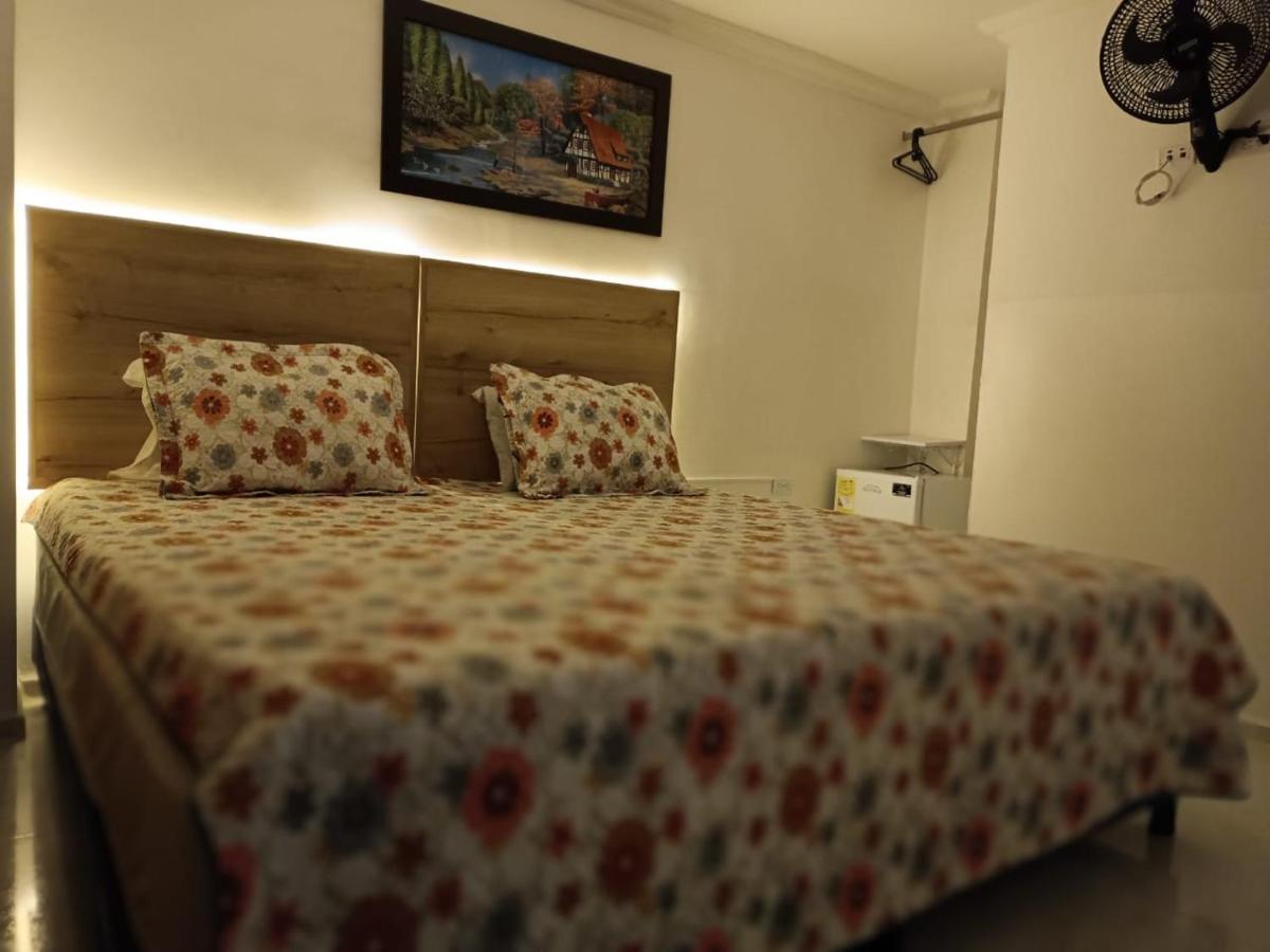 Hotel Eterna Primavera Medellín Dış mekan fotoğraf